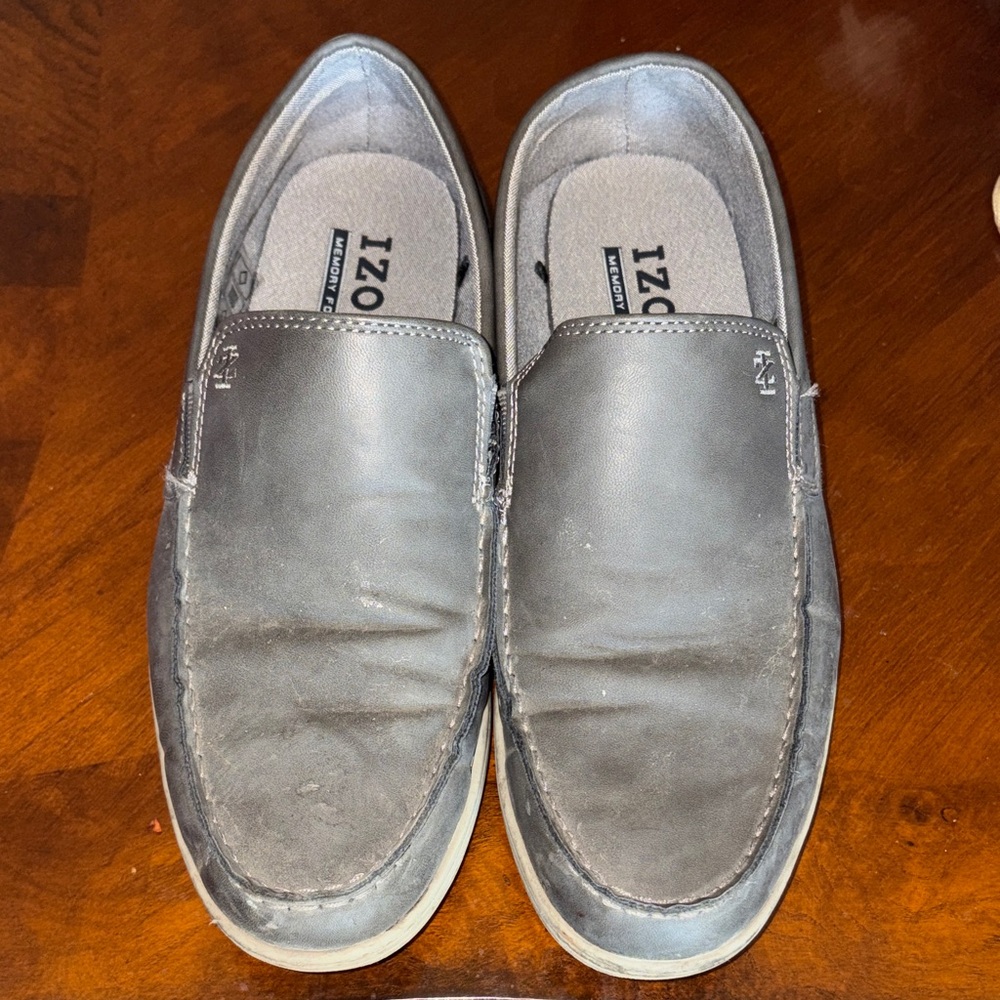 IZOD Men's Charcoal Slip-On Loafers